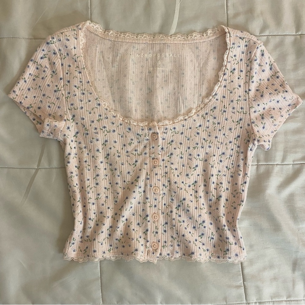 Aeropostale Floral Lace Trim Button-Up Pink Top